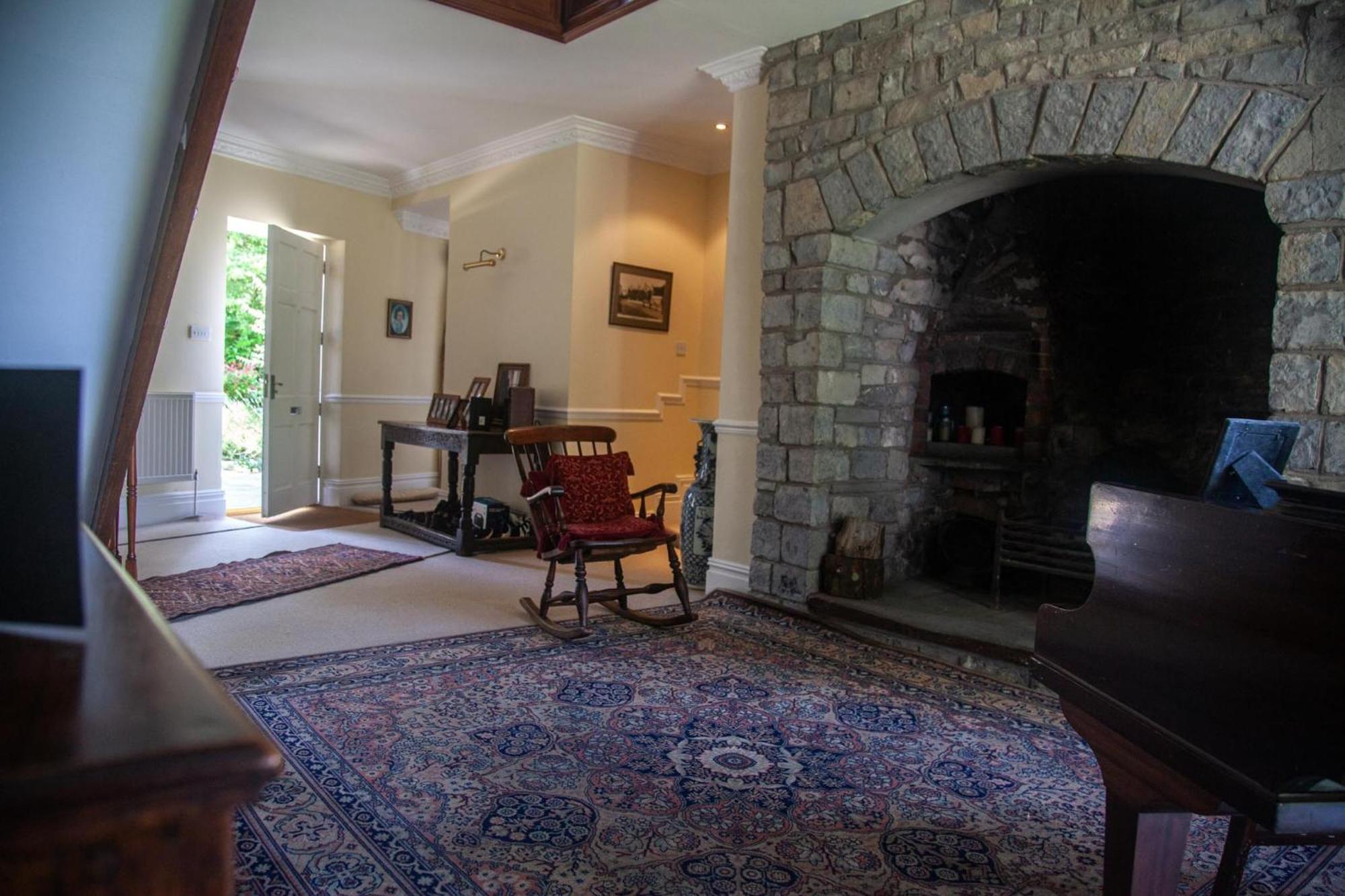 Clemenstone House B&B Cowbridge Eksteriør bilde