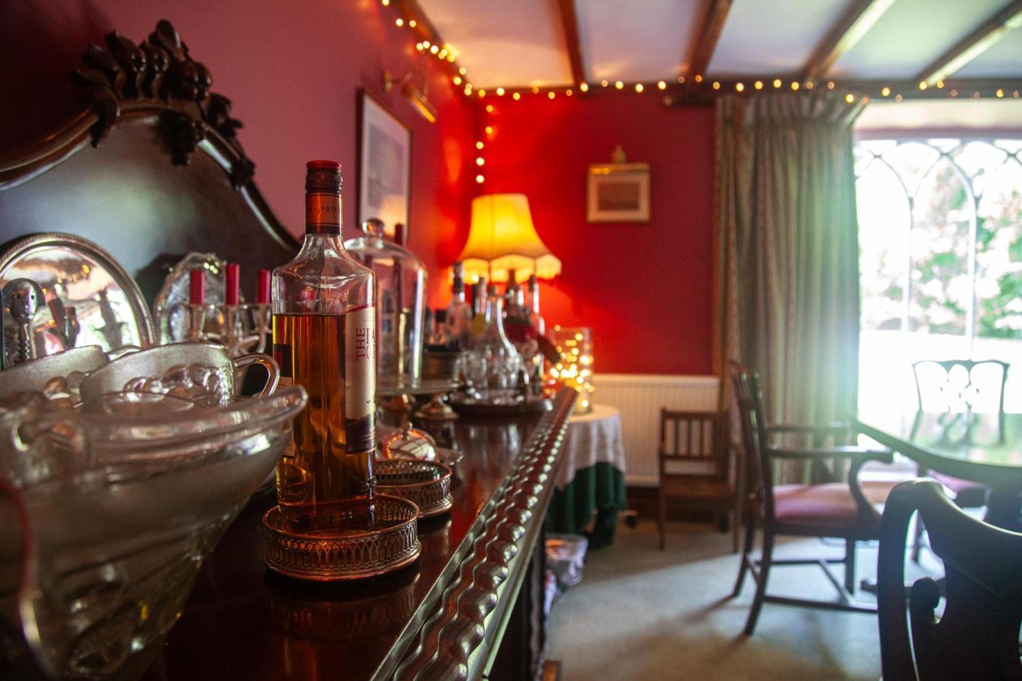 Clemenstone House B&B Cowbridge Eksteriør bilde